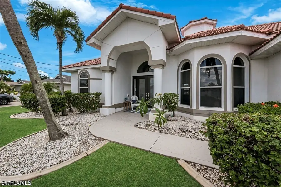 3712 SE 17th Place, Cape Coral, FL 33904 - #2