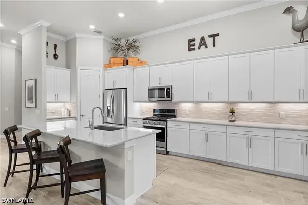 7253 Wilton Drive, Naples, FL 34109