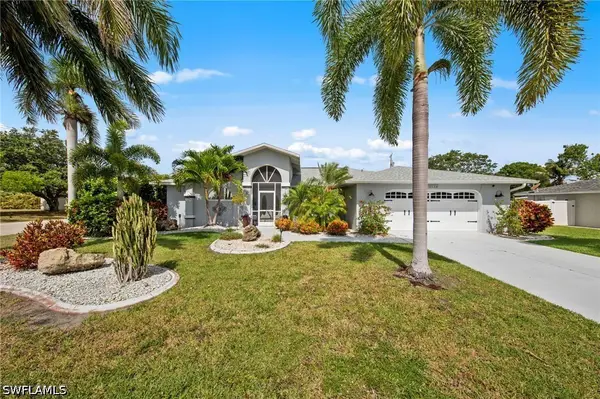 3410 Country Club Boulevard, Cape Coral, FL 33904
