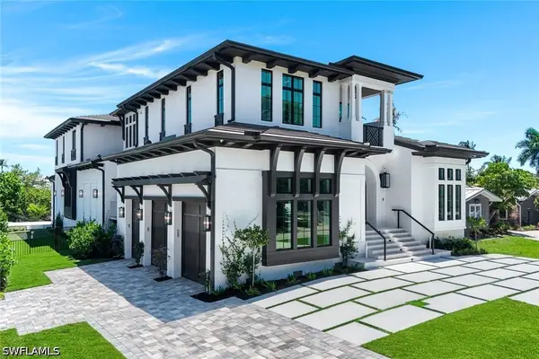 1690 Chesapeake Avenue, Naples, FL 34102
