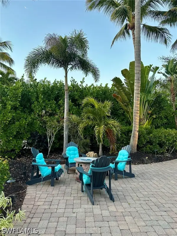 4914 Coach Lane, Naples, FL 34114