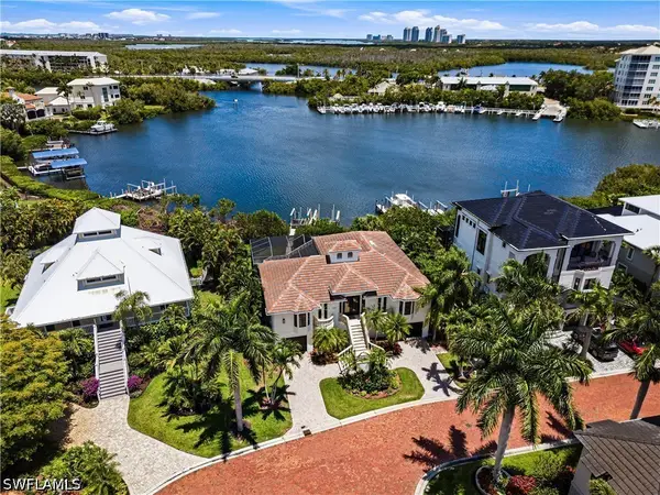 201 San Mateo Drive, Bonita Springs, FL 34134