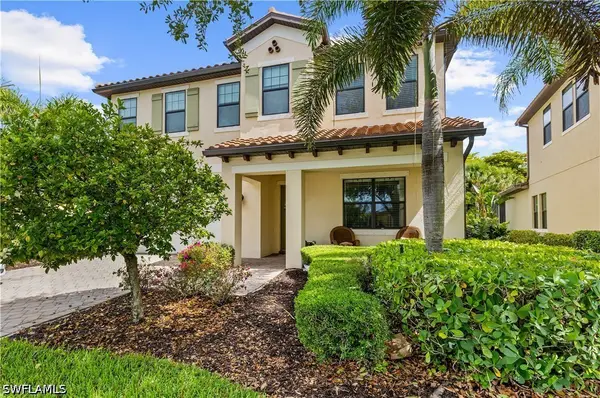 4111 Raffia Drive, Naples, FL 34119