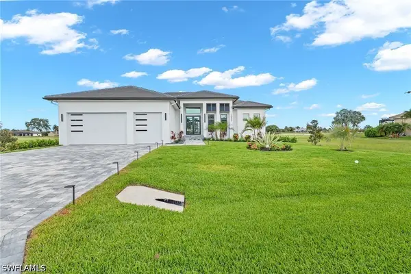 18432 Royal Hammock Boulevard, Naples, FL 34114