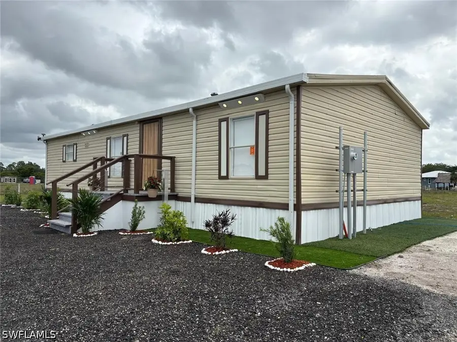 555 N Palomino Street, Clewiston, FL 33440 - #3