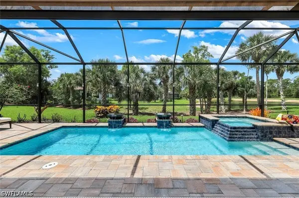 8890 Spotted Towhee Drive, Naples, FL 34120