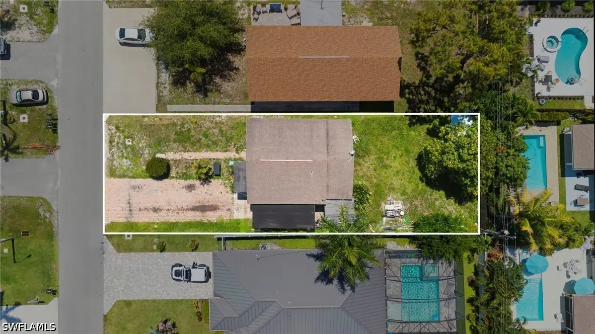 641 105th Avenue N, Naples, FL 34108 - #1