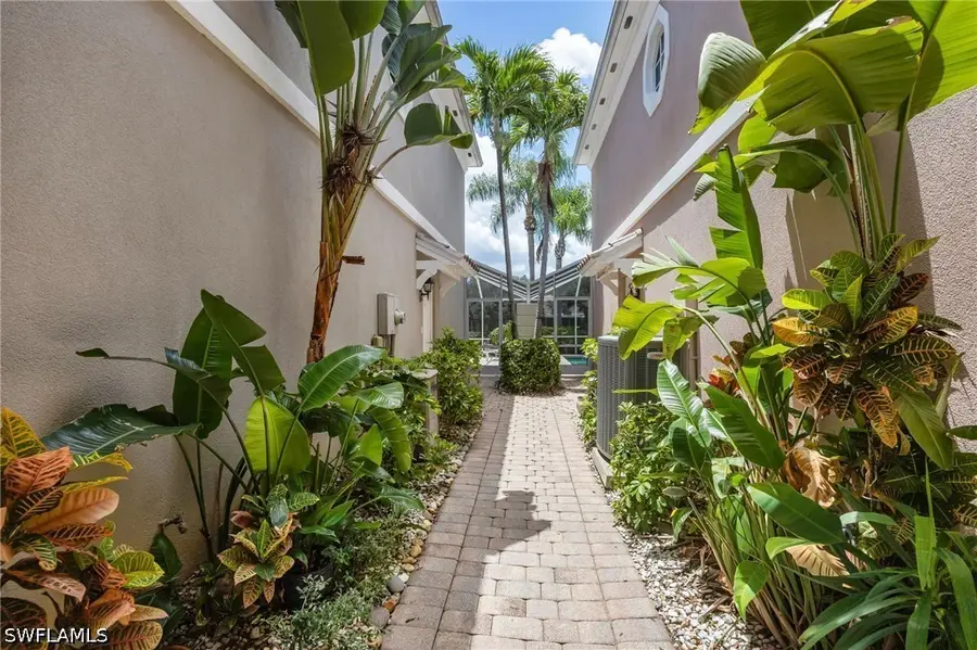 5429 Cove Circle #109, Naples, FL 34119 - #3