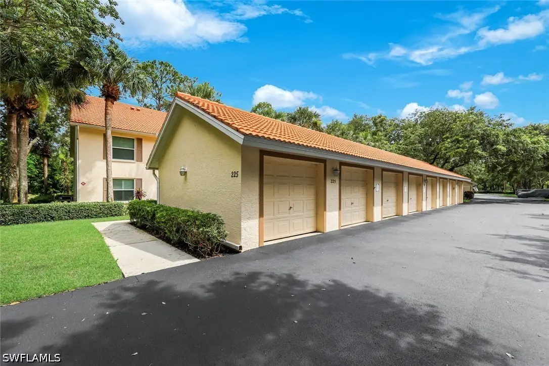 225 Robin Hood Circle #101, Naples, FL 34104 - #1