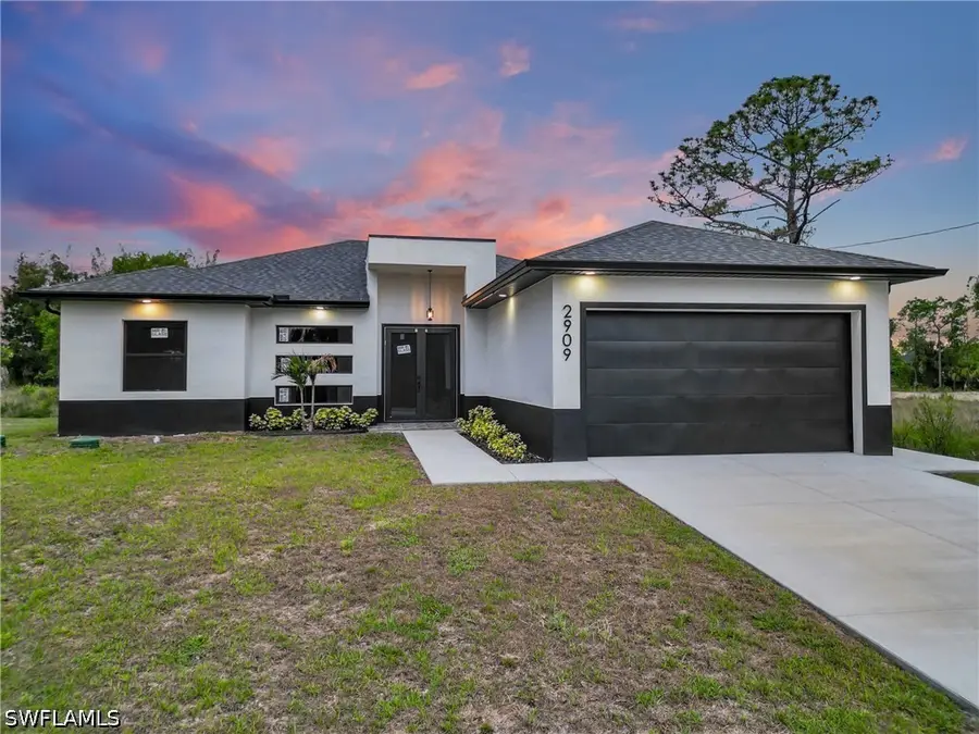 2909 Dora Avenue N, Lehigh Acres, FL 33971 - #2