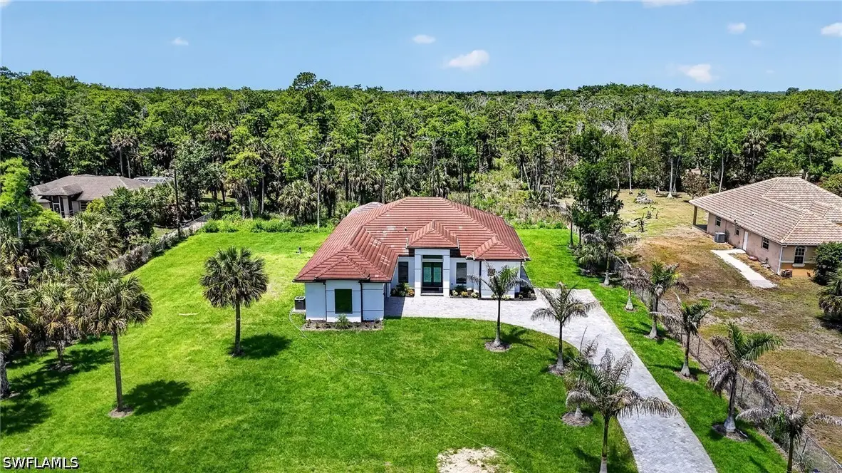 563 15th Street Nw, Naples, FL 34120 - #1