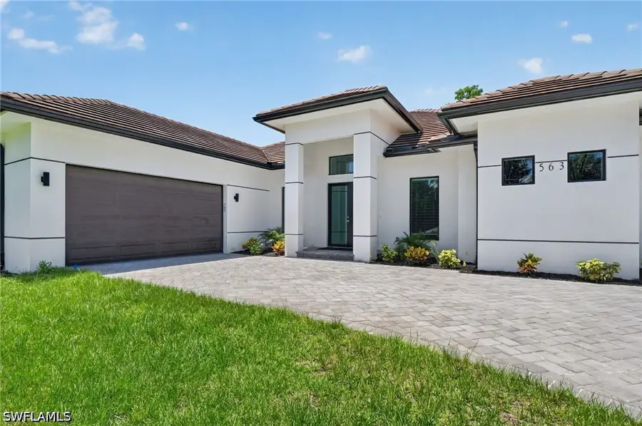 563 15th Street Nw, Naples, FL 34120 - #3