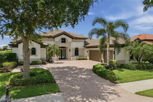 7397 Byrons Way, Naples, FL 34113