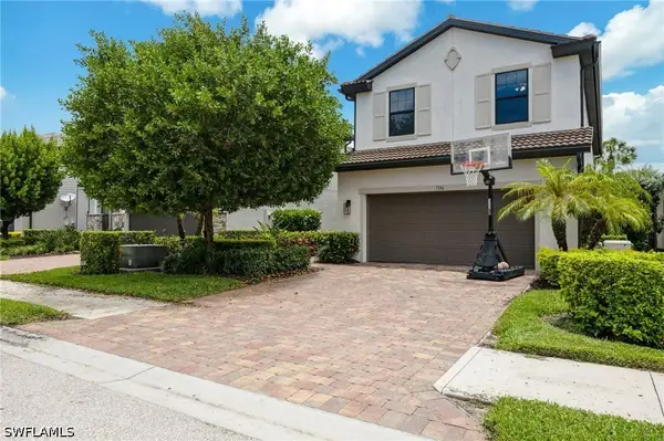 7186 Wilton Drive, Naples, FL 34109