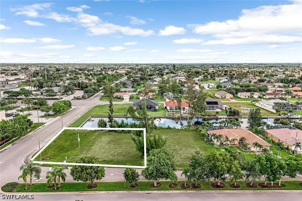 119 Aviation Parkway, Cape Coral, FL 33904