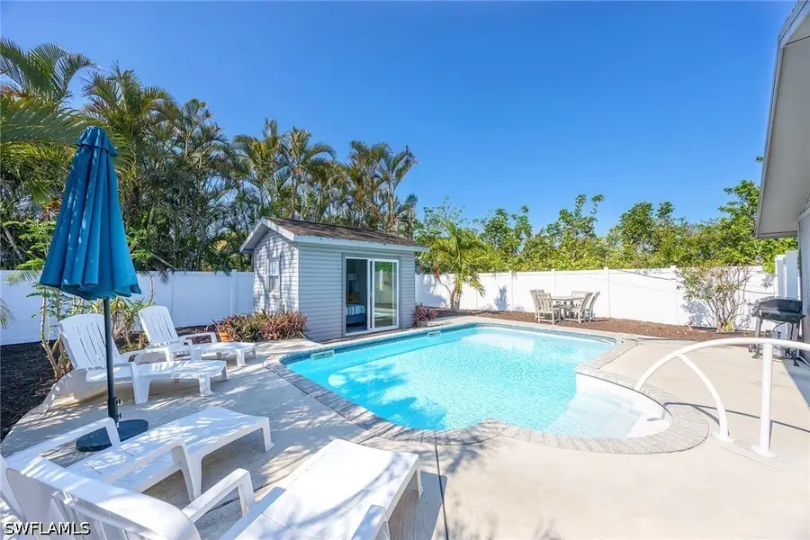 668 94th Avenue N, Naples, FL 34108 - #3