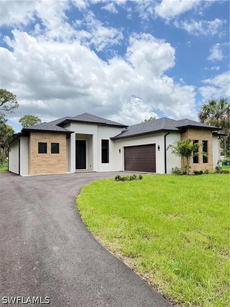 377 2nd Street Ne, Naples, FL 34120 - #1
