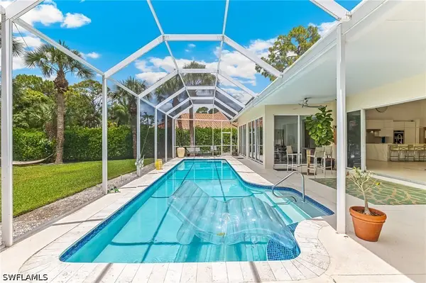 2205 Noble Court, Naples, FL 34110