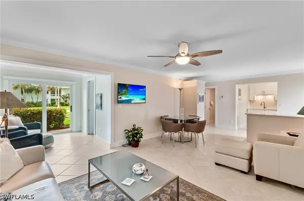 661 12th Avenue S #661, Naples, FL 34102