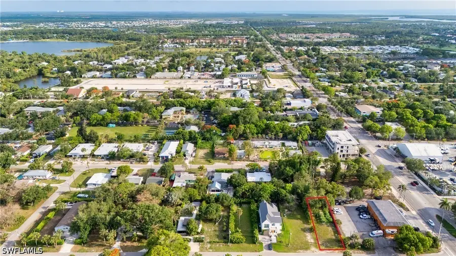 2960 Coco Avenue, Naples, FL 34112 - #3