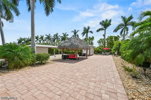 5300 Cypress Trail Resort Circle, Fort Myers, FL 33905