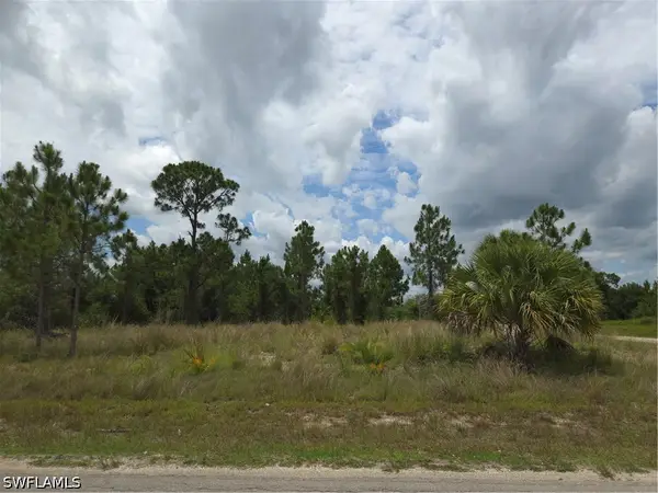 4207 E 16th Street, Lehigh Acres, FL 33972