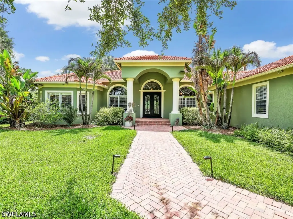 530 13th Street Nw, Naples, FL 34120 - #1