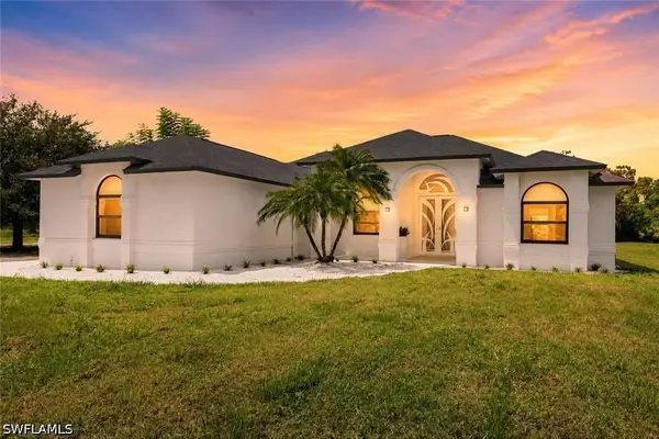 221 10th Street Se, Naples, FL 34117