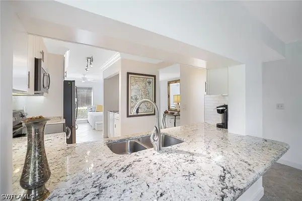 1250 Yesica Ann Circle #E106, Naples, FL 34110
