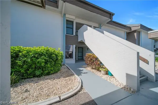5790 Trailwinds Drive #111, Fort Myers, FL 33907