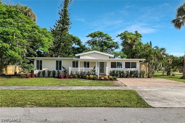 1755 Oakley Avenue, Fort Myers, FL 33901