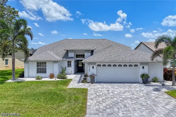 22589 Island Lakes Drive, Estero, FL 33928