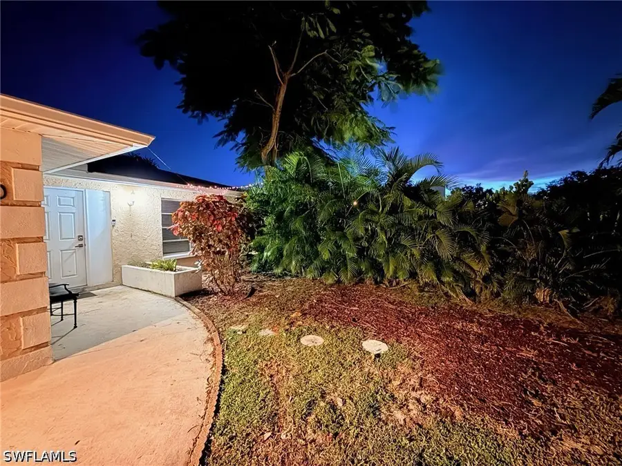 690 95th Avenue N, Naples, FL 34108 - #2
