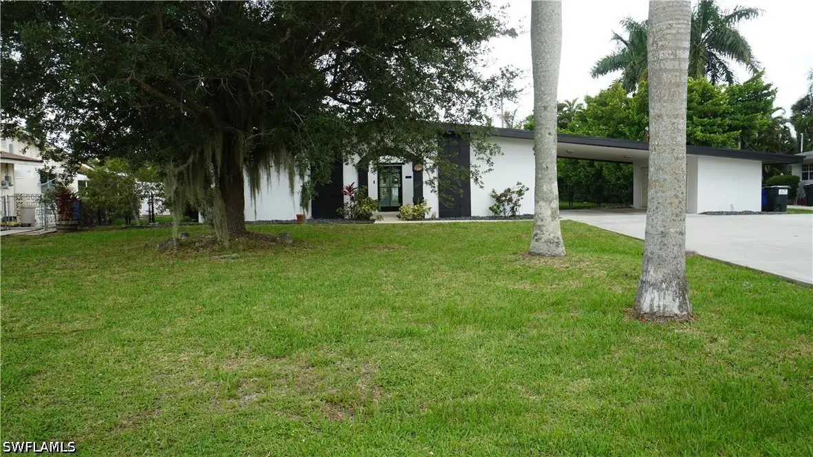 544 Bayside Drive, Fort Myers, FL 33919 - #1