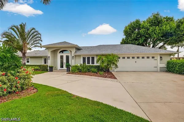 8390 Riviera Avenue, Fort Myers, FL 33919