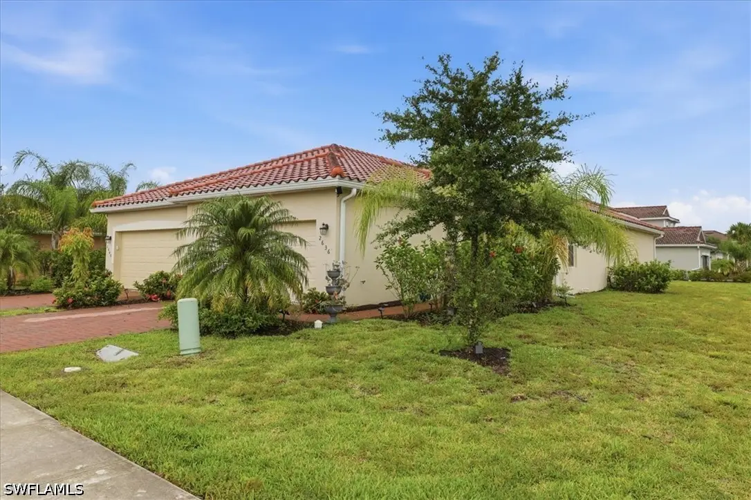 2636 Vine Avenue, Naples, FL 34120 - #1