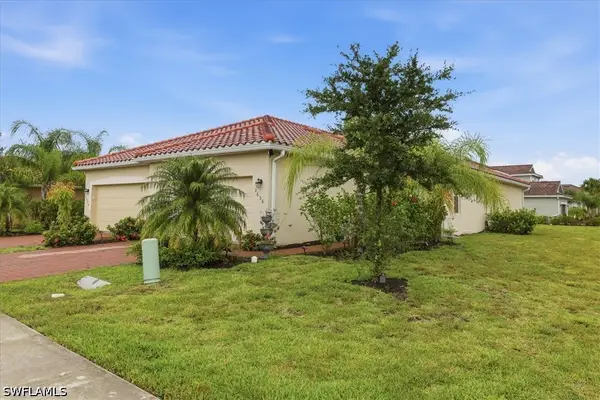 2636 Vine Avenue, Naples, FL 34120