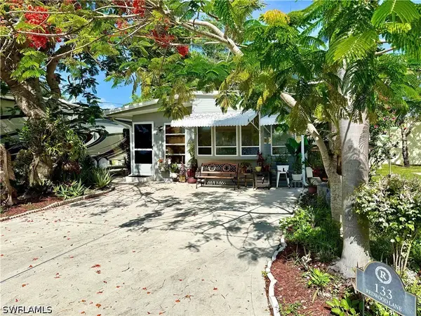 133 Redwood Lane, Naples, FL 34114