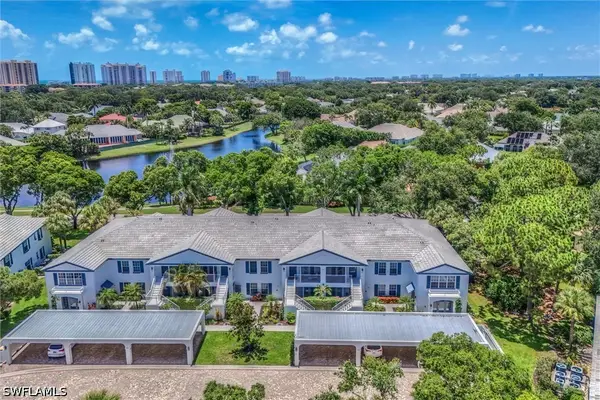 853 Tanbark Drive #105, Naples, FL 34108