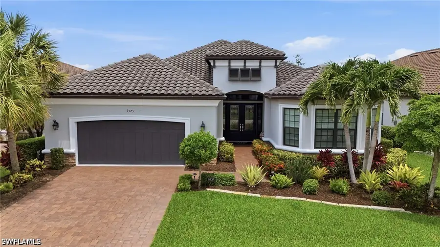 9525 Montelanico Loop, Naples, FL 34119 - #2
