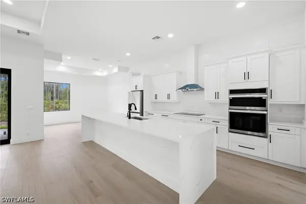 2908 58th Avenue Ne, Naples, FL 34120