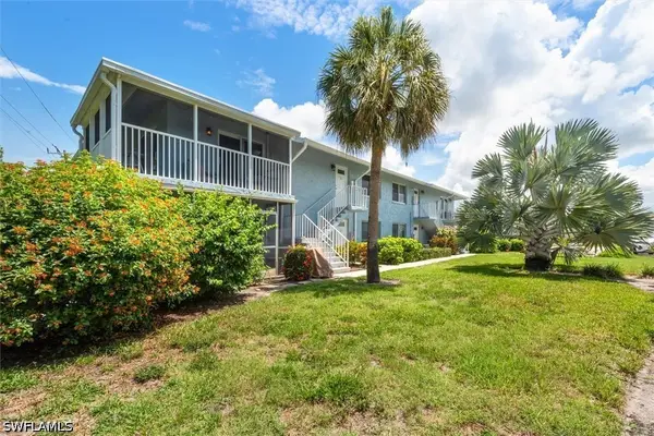200 Palm Drive #4, Naples, FL 34112