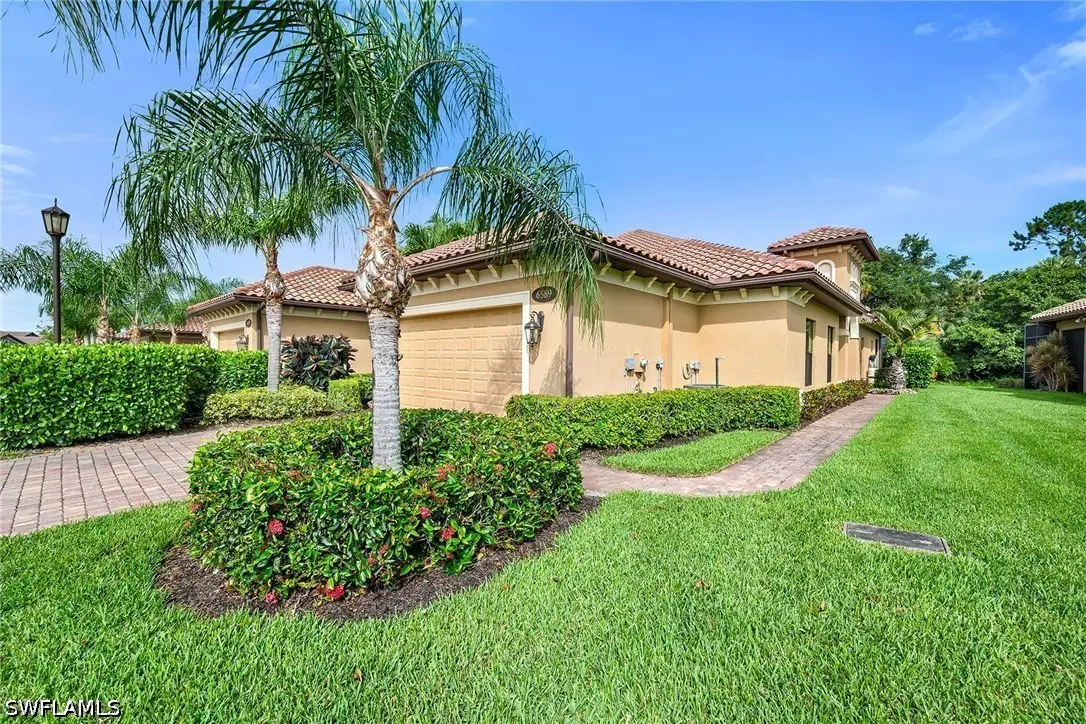 6589 Roma Way, Naples, FL 34113 - #1
