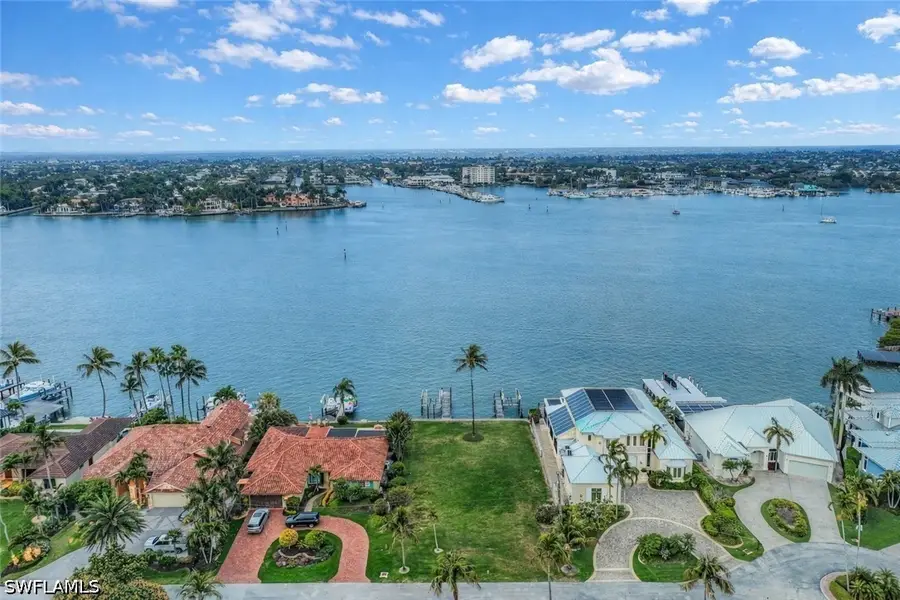 1535 Dolphin Lane, Naples, FL 34102 - #2