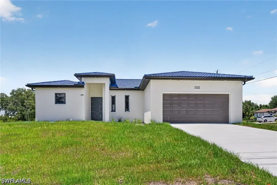 3707 E 15th Street, Lehigh Acres, FL 33972 - #2