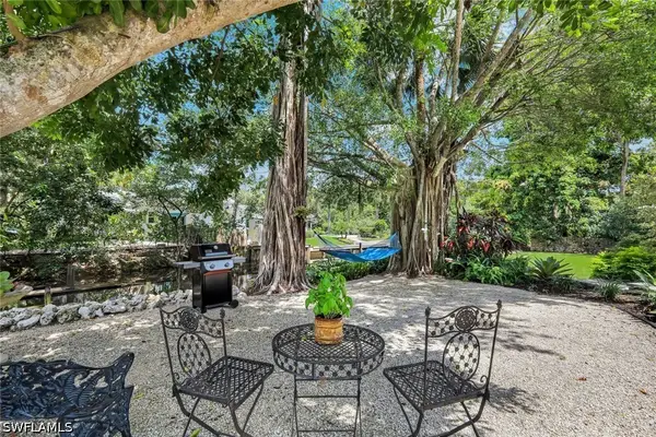 27292 East Drive, Bonita Springs, FL 34135