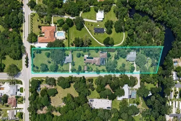 1063 Shadowlawn Drive, Naples, FL 34104