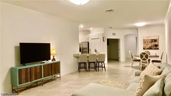 2066 Tamarron Lane, Naples, FL 34120