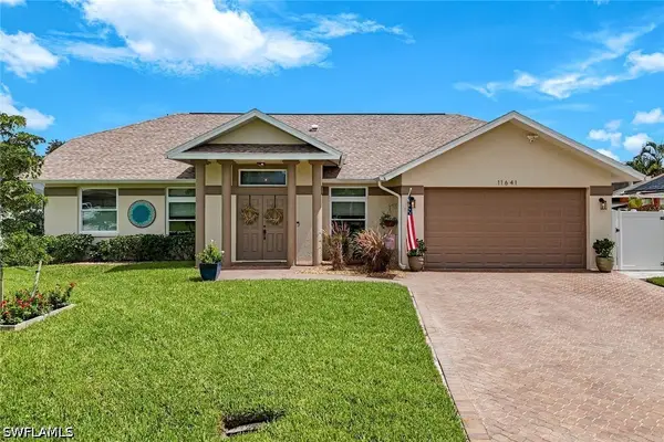 11641 Red Hibiscus Drive, Bonita Springs, FL 34135