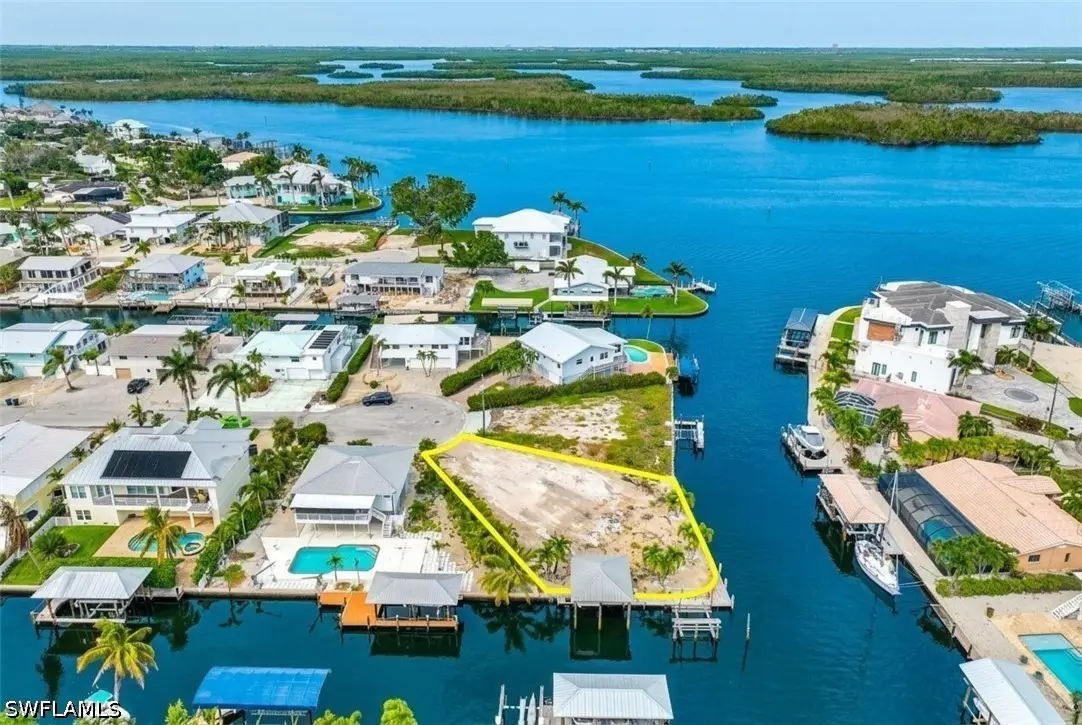 18 Avenida Carita, Fort Myers Beach, FL 33931 - #1
